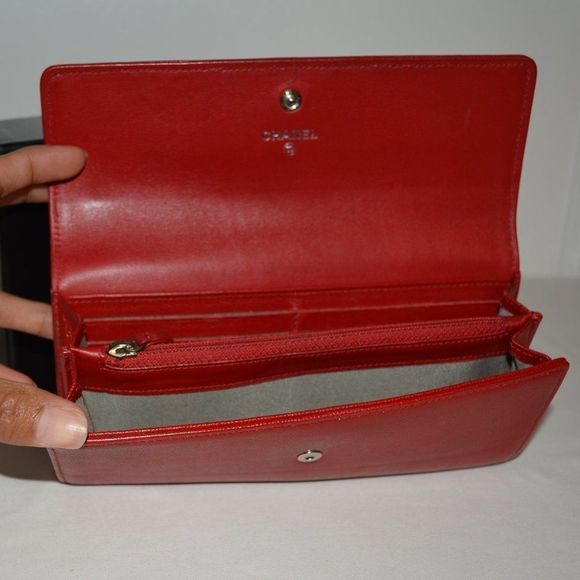 𝅺CHANEL Long Wallet Red Caviar Leather - Picture 9 of 16